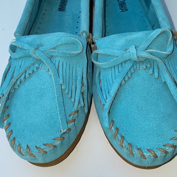 AUTH NIB MINNETONKA KILTY MOCCASINS HARDSOLE TURQUOISE - Picture 2 of 9